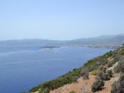 Schisma Eloundas Kreta, Elounda: Großes, erstklassiges Grundstück in erster Meereslinie zu verkaufen Grundstück kaufen